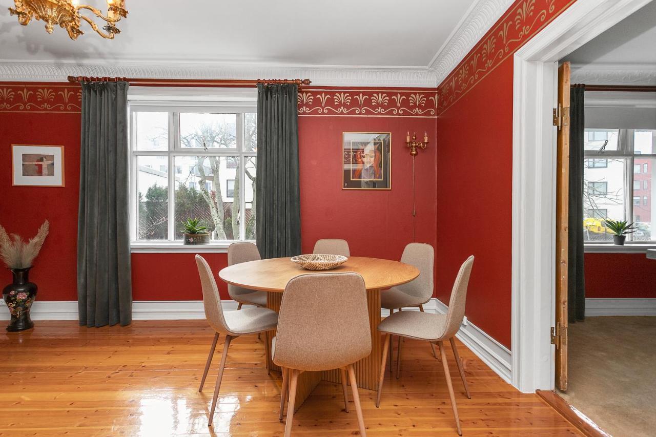 Charming Apartment - Amazing Downtown Location Reykjavík Buitenkant foto