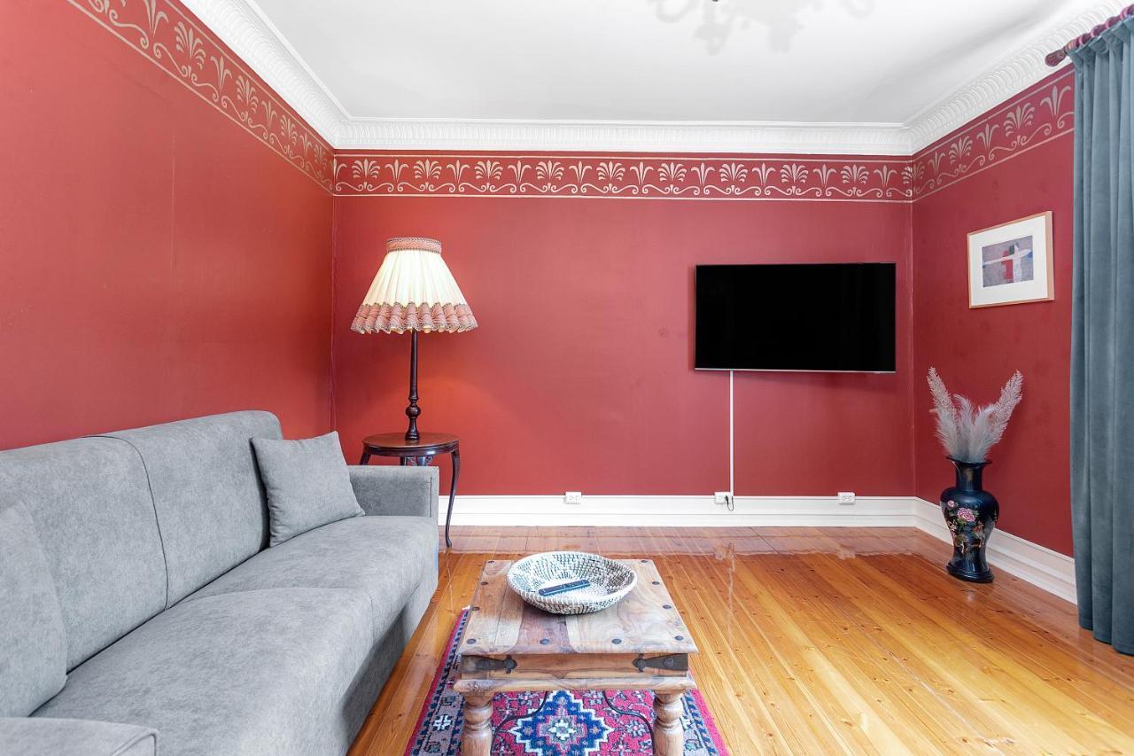 Charming Apartment - Amazing Downtown Location Reykjavík Buitenkant foto