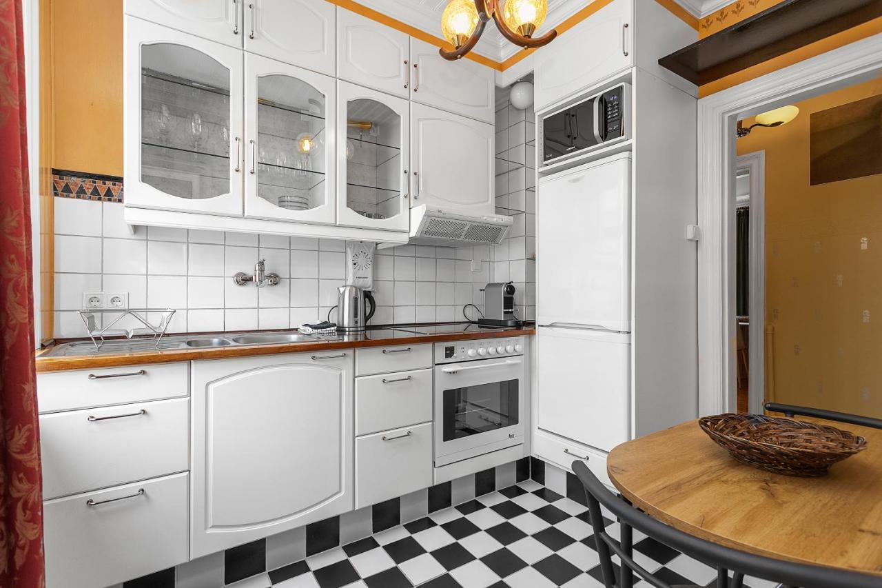 Charming Apartment - Amazing Downtown Location Reykjavík Buitenkant foto